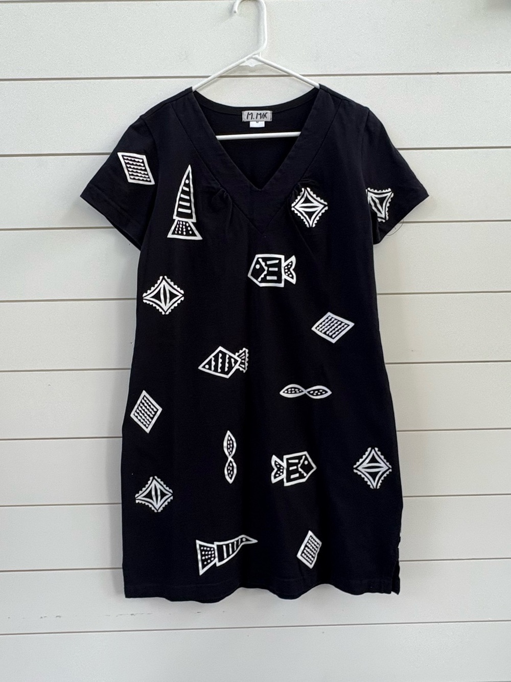 Black V-Neck Short-Sleeve Mini Dress with White Graphic Motifs